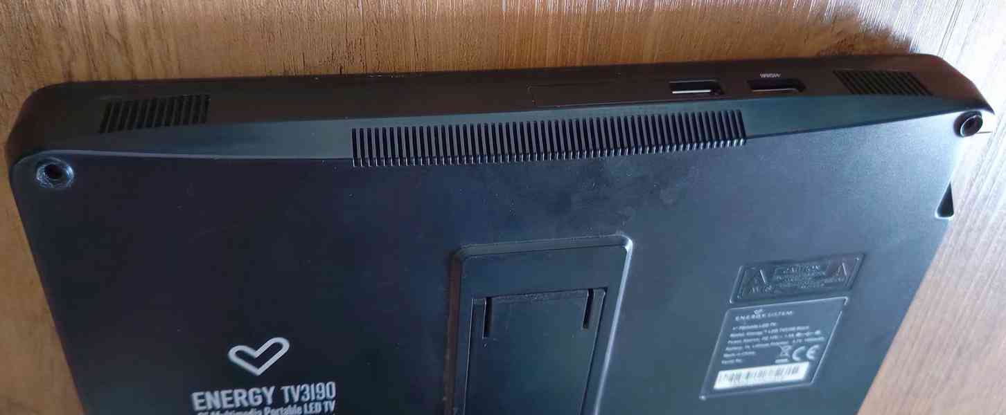 Přenosný 9" multimediální přehrávač / TV / monitor ES TV3190 - foto 6