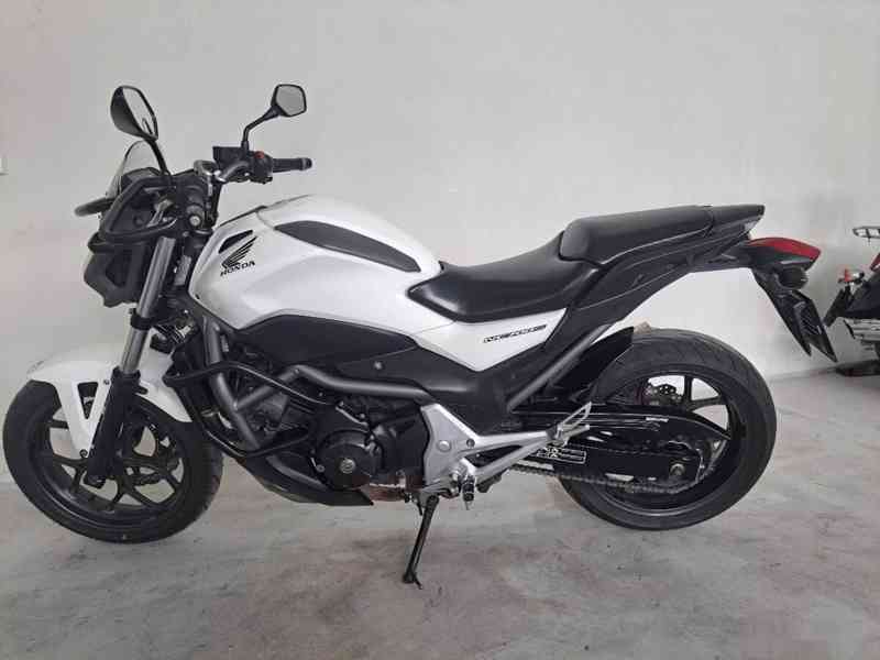 Honda NC700S ABS - foto 4