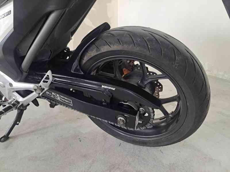 Honda NC700S ABS - foto 12