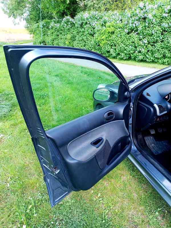 PEUGEOT 206 opečovávaný - foto 14