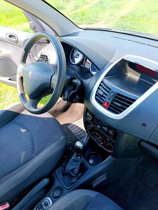 PEUGEOT 206 opečovávaný - foto 17