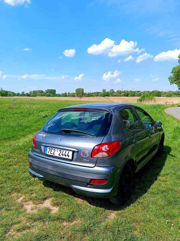 PEUGEOT 206 opečovávaný - foto 2