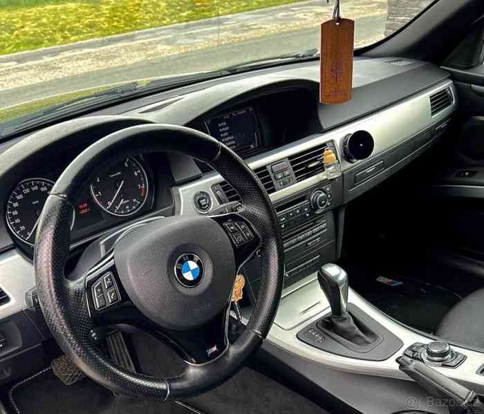 BMW Řada 3 2,0   (E93) – 125 kW - foto 14