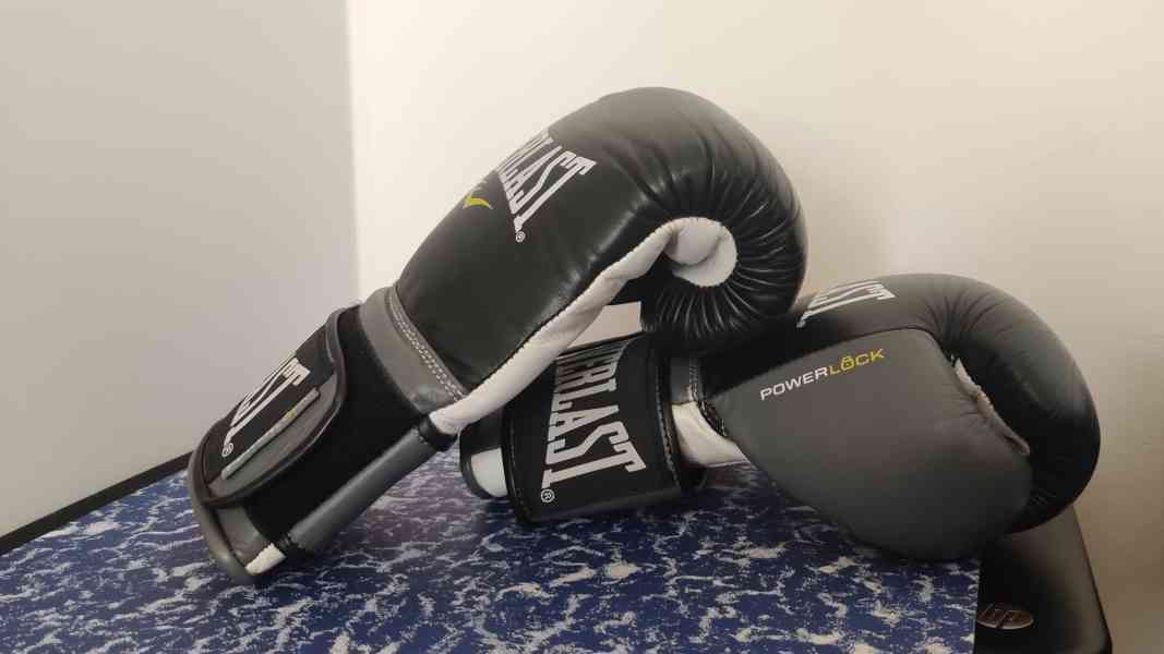 Boxerské rukavice Everlast  - foto 2