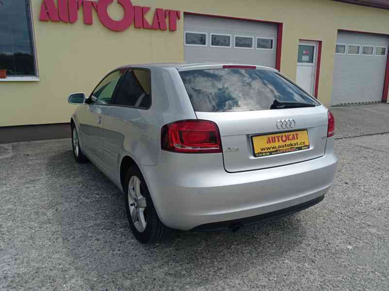 Audi A3 2.0 TDI 1Maj/TOP/Výhřev - foto 5