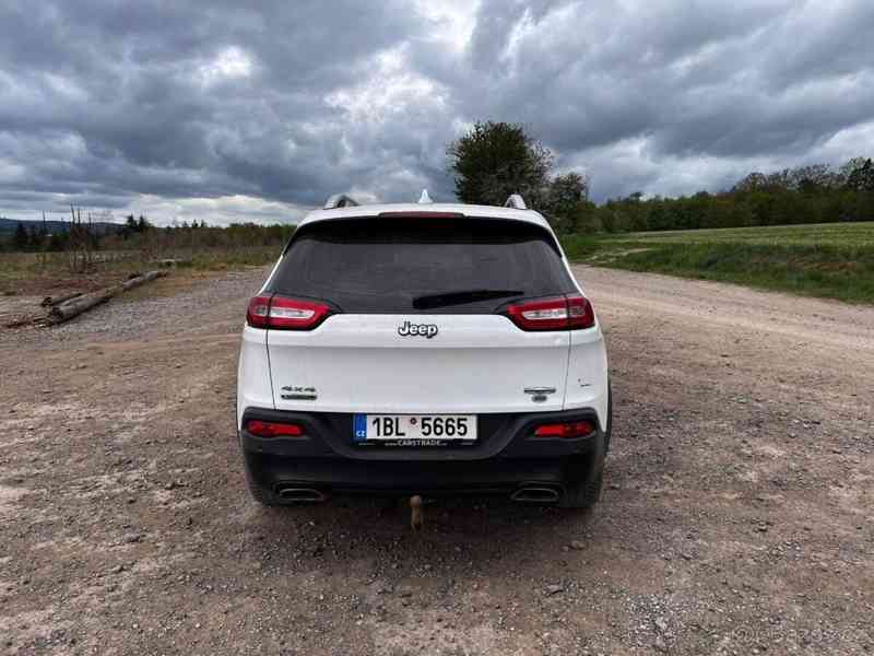Jeep Cherokee 2,0   183 557km, + letní kola - foto 4