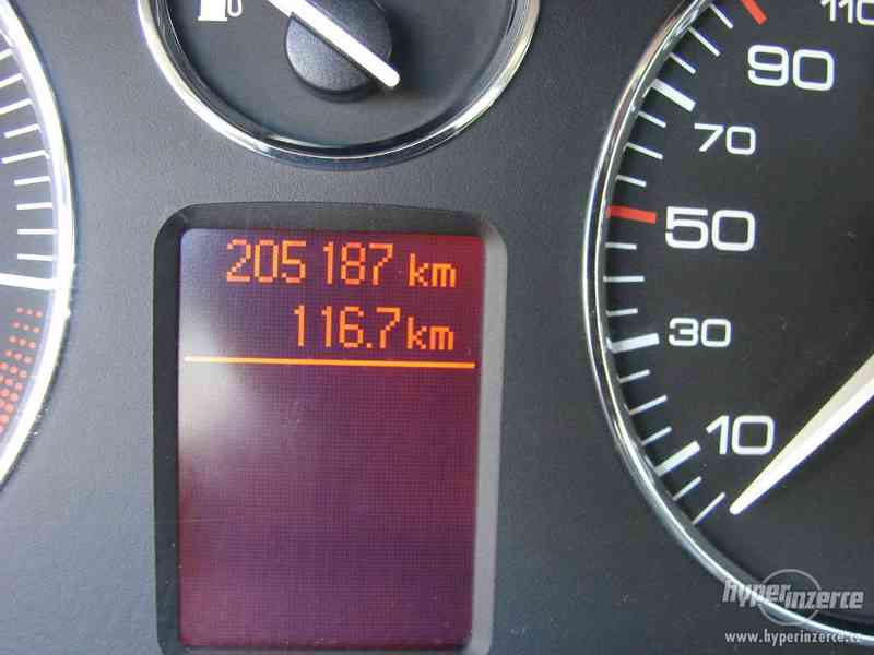 Peugeot 407 2,2 i (koup.v čr,serviska) r.v.2006 (LPG 2012) - foto 6