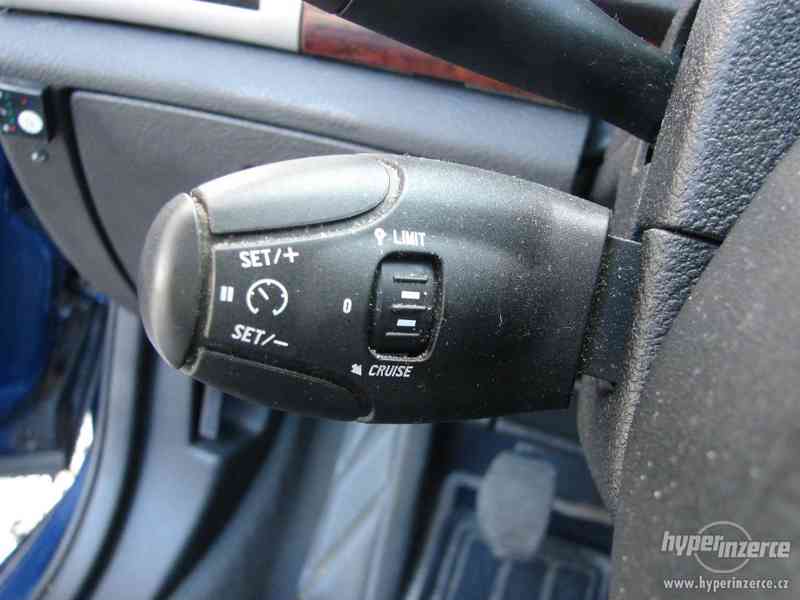 Peugeot 407 2,2 i (koup.v čr,serviska) r.v.2006 (LPG 2012) - foto 9
