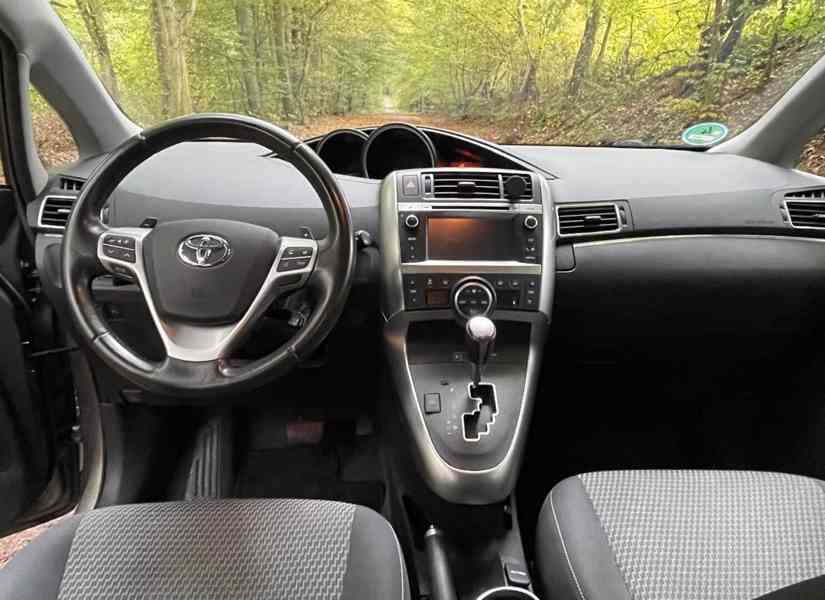 Toyota Verso 1,8i Aut. Comfort benzín 108kw - foto 8