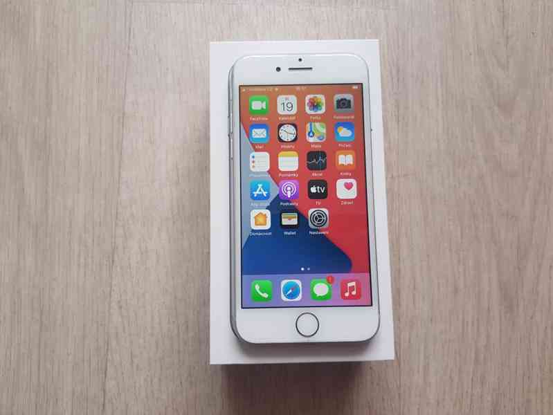 Apple iPhone 7 32GB Silver - foto 3