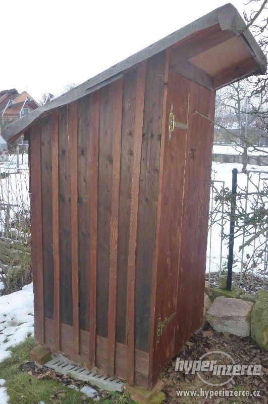 Prodám suchý záchod (kadibudka) - foto 1