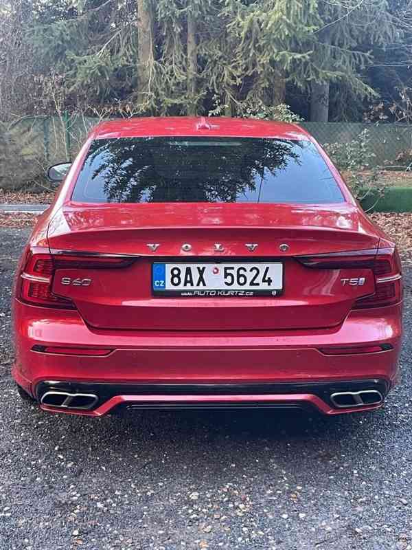 Volvo S60 2,0   rok 2021., koupeno v ČR - foto 5