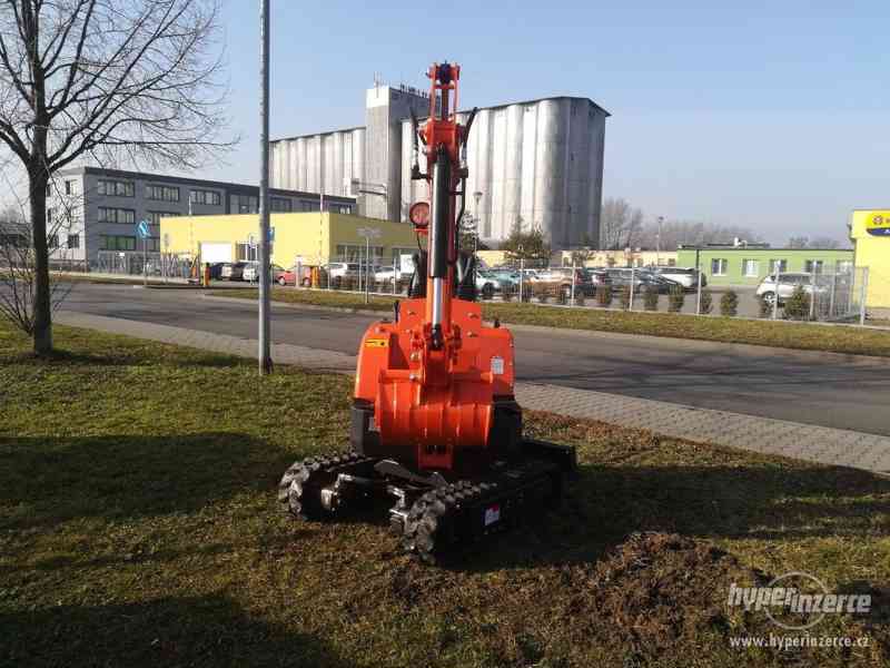 Minibagr bagr mini rypadlo podkop Digger D130 - foto 5