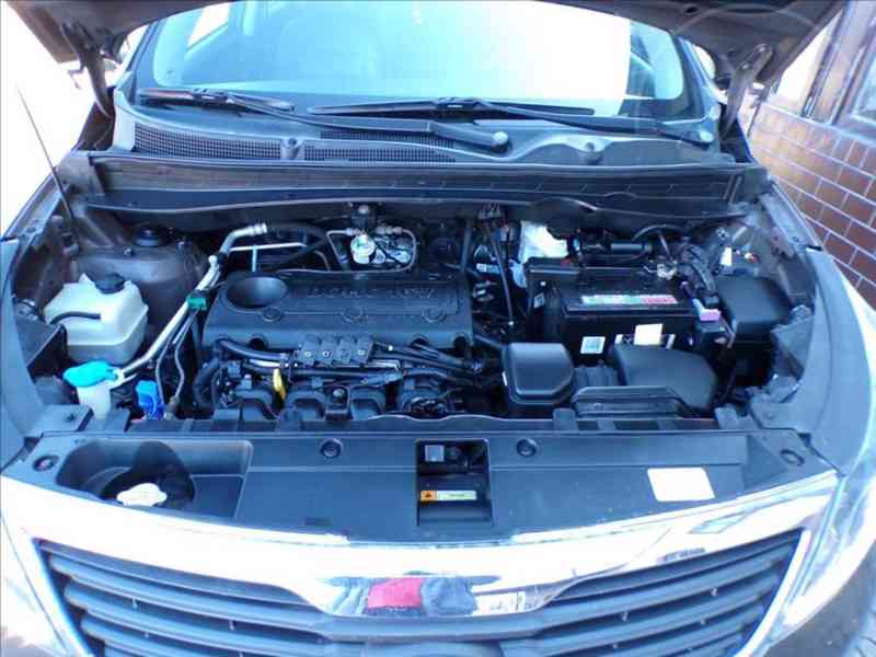 Kia Sportage 2,0 16V 4x4 - foto 12