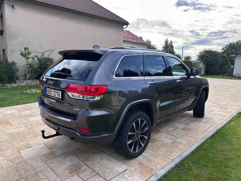 Jeep Grand Cherokee 3,0   A/T r.v. 2015 - foto 17