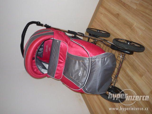 Kombinovaný kočárek Adamex Classic 2010 - foto 3