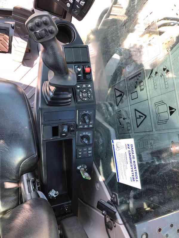 Pásové rypadlo Volvo ECR 145 EL 3D (Možnost leasingu) - foto 10