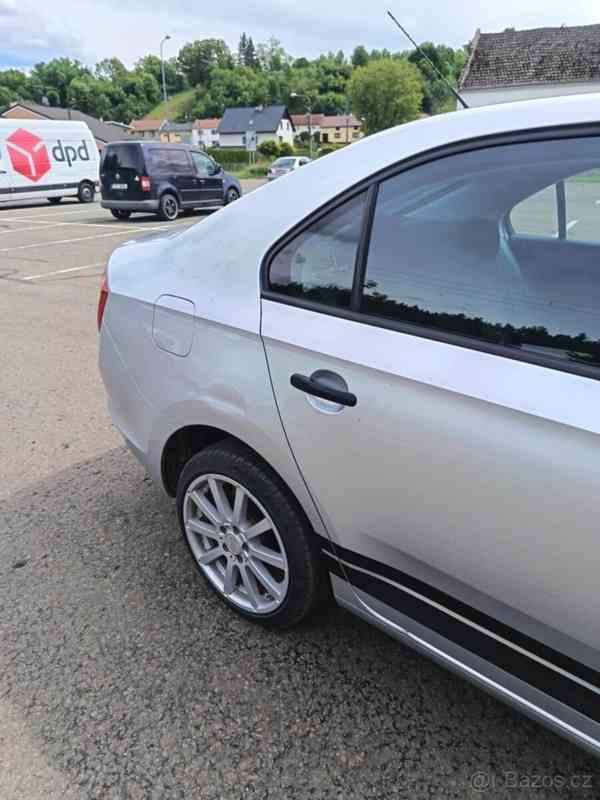 Škoda Rapid 1,2 66kw, TSI - foto 8