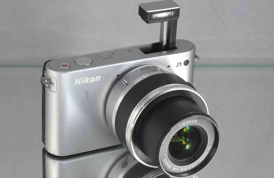 Nikon 1J1+10-30mm VR 10,1 Mpix*full HDV*  3200 Exp. - foto 6