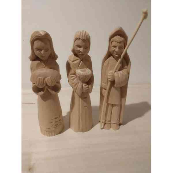 Ručně vyřezávané figurky k betlému - foto 9