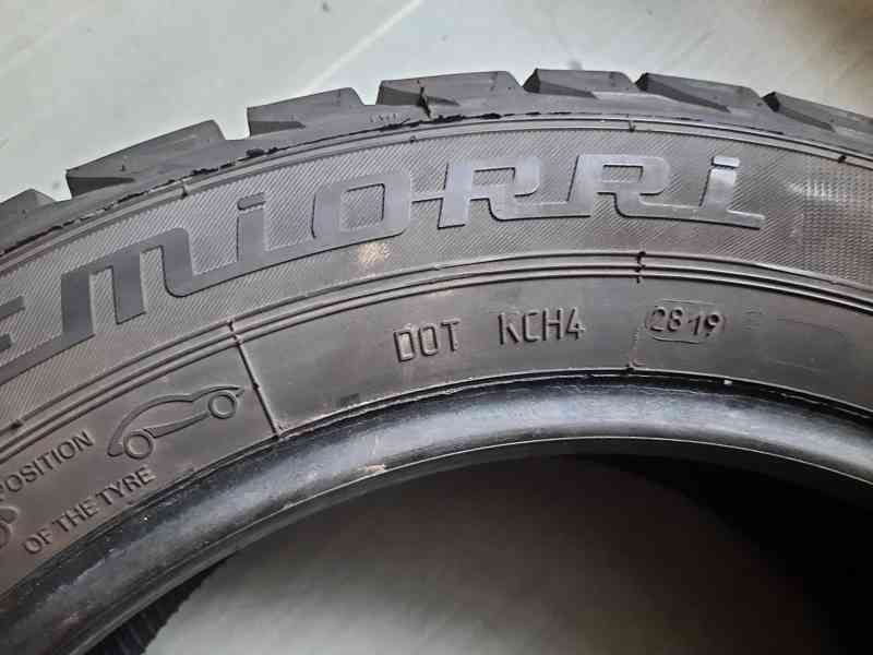 Zimní pneumatiky 205/55 R16 - foto 5