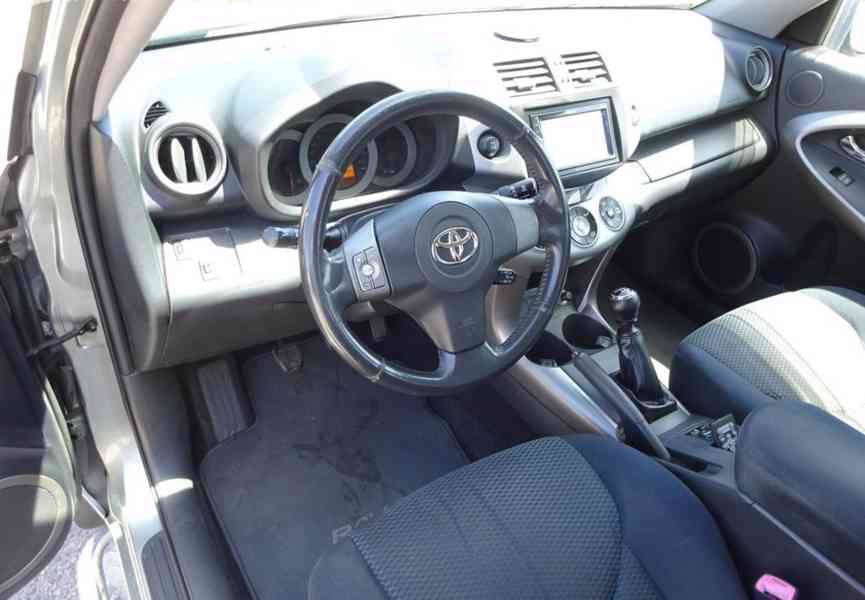Toyota Rav4 2.2 D-D4 r.v.2006 4x4 (100 kw) stk:9/2027 - foto 5