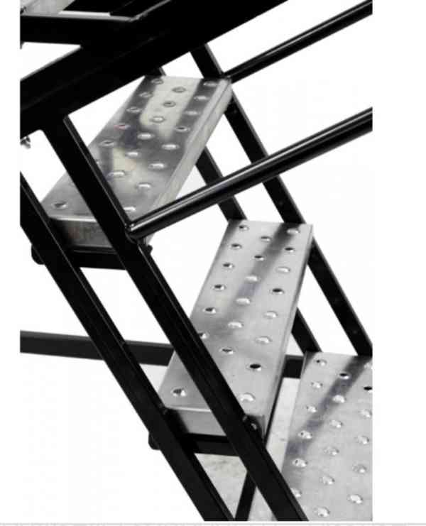 Pojízdný ocelový žebřík s plošinou, výška  plošiny 1,75m - foto 14
