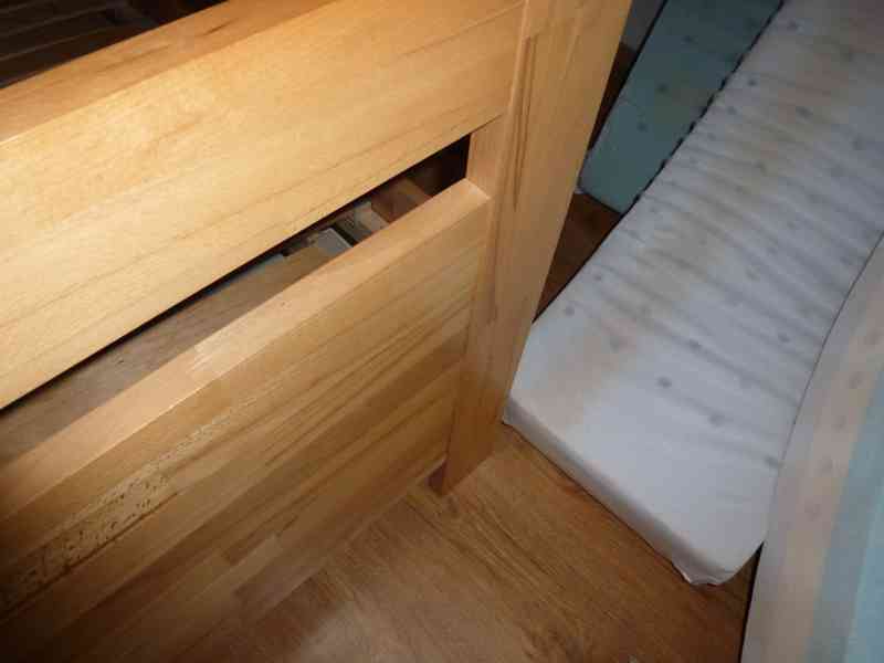 Prodej postele z masivu Buk - foto 8