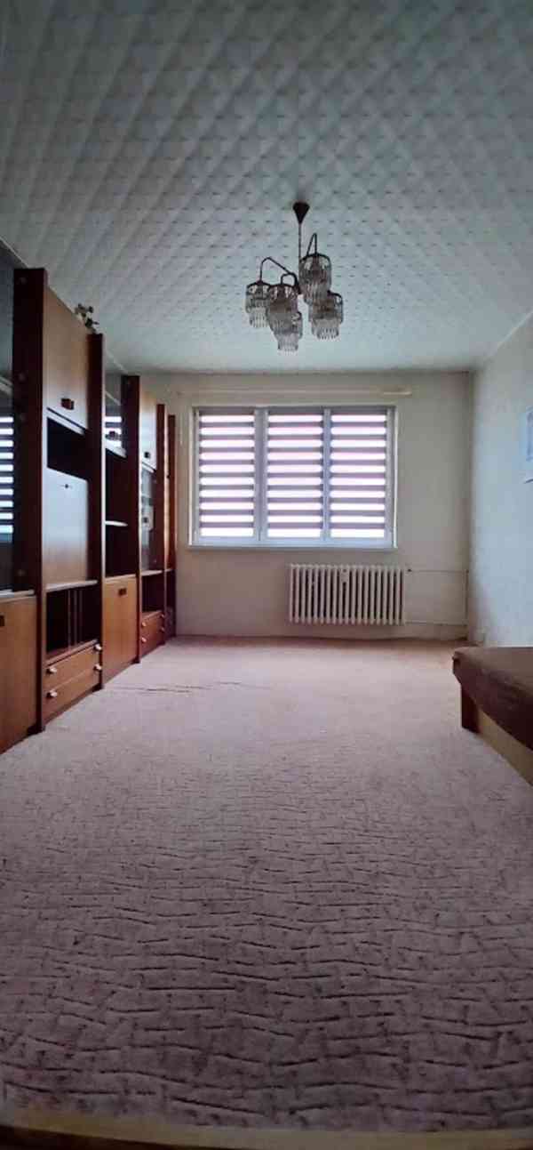 Prodej 3+1 s lodžií, Ostrov - foto 7