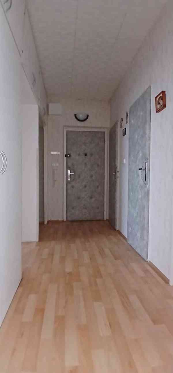 Prodej 3+1 s lodžií, Ostrov - foto 6