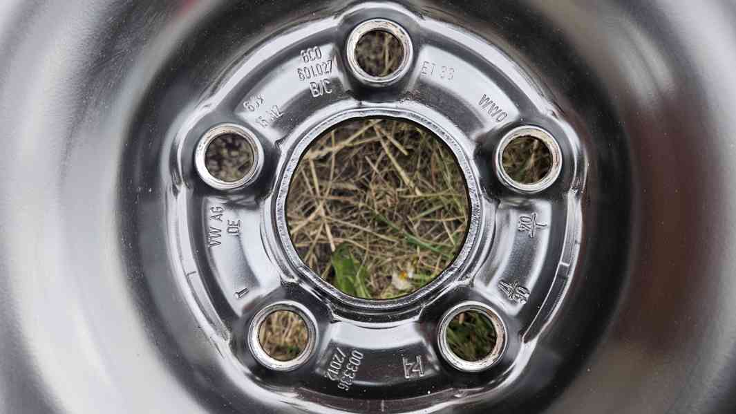 Škoda Rapid Fabia letní kola pneumatiky disky 15" - foto 3
