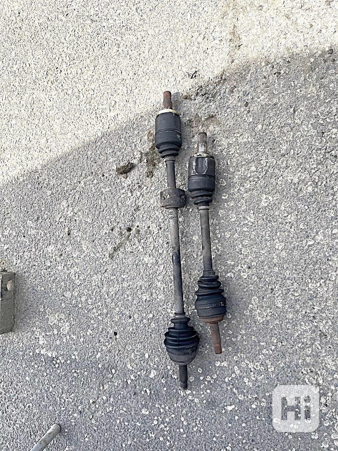 Poloosy na Škoda FELICIA - foto 1