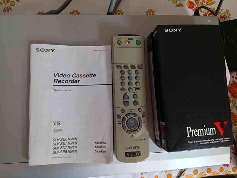 Tlačítkové mobilní telefony  - foto 5