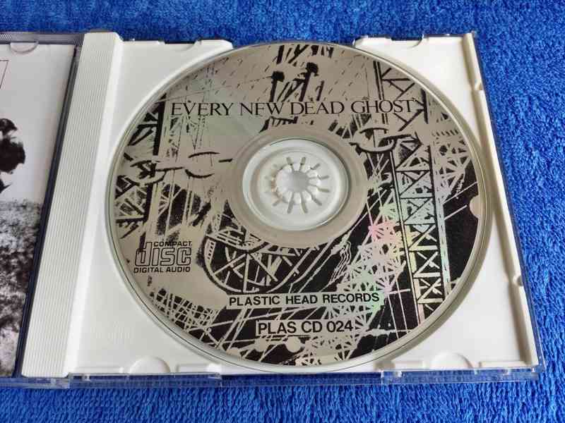CD Every New Dead Ghost - A New World - foto 4