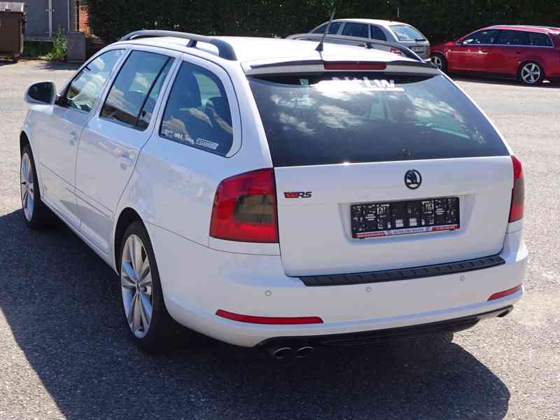 Škoda Octavia 2.0 TDI Combi RS r.v.2012 (125 kw) serviska  - foto 4