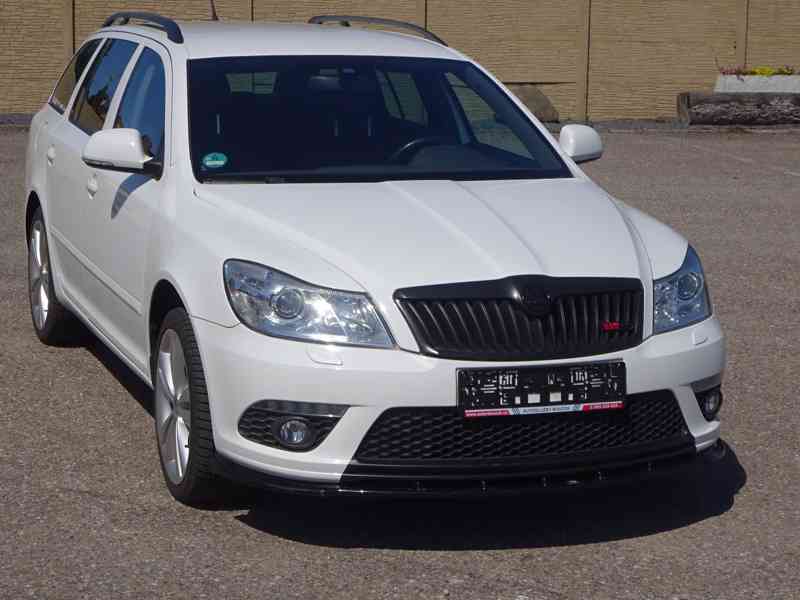 Škoda Octavia 2.0 TDI Combi RS r.v.2012 (125 kw) serviska 