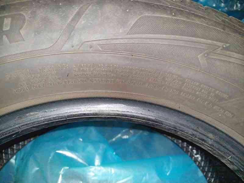 Zimní pneu GOODYEAR 215/65R16 - foto 5