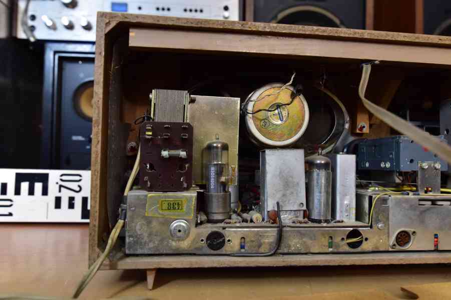 GRUNDIG 3030H - elektronkové rádio, Německo 1963 - foto 4