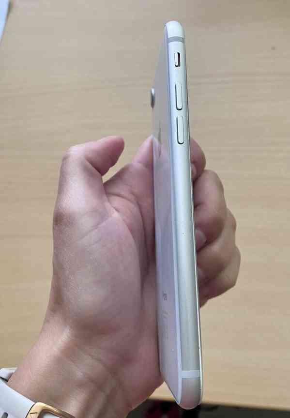 iPhone 8 Silver 64 gb - foto 5