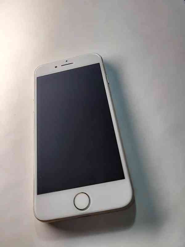 iPhone 8 Silver 64 gb - foto 3