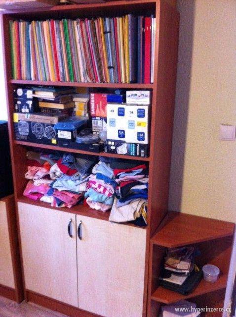 Prodám skříň/regál na šanony - foto 2