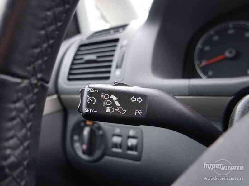 Volkswagen Touran 1.4 TSI - foto 5