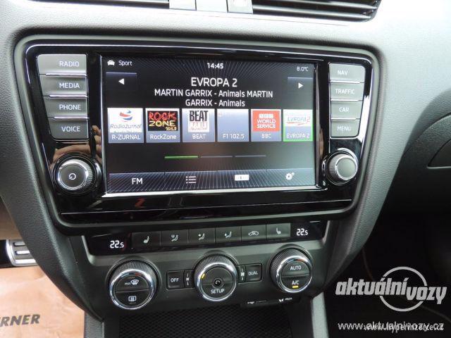 Škoda Octavia 2.0, benzín, automat, r.v. 2014, navigace, kůže - foto 42