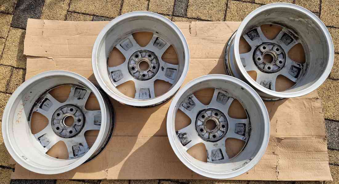 Originál alu kola Škoda Crateris 6,5Jx16" ET50 - foto 6