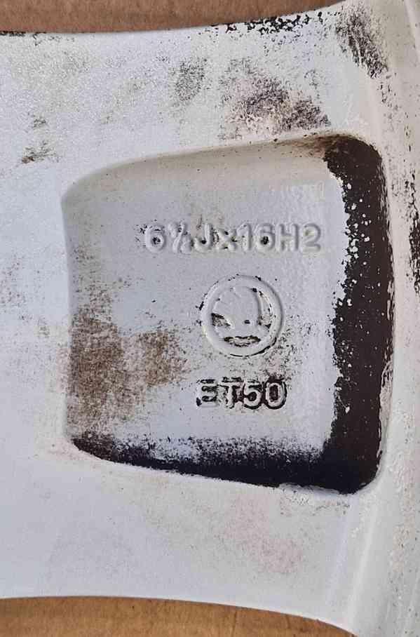 Originál alu kola Škoda Crateris 6,5Jx16" ET50 - foto 11