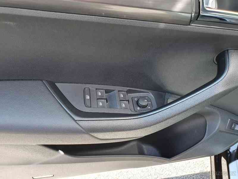 Karoq Style plus 1,5 TSI 7DSG - foto 8