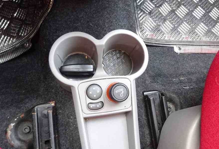 Fiat Panda 1.3 JTD 4x4 r.v.2005 (51 kw) - foto 9