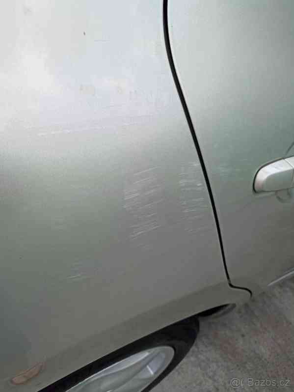 Toyota Auris 94000km. Automatická prevodovk - foto 18