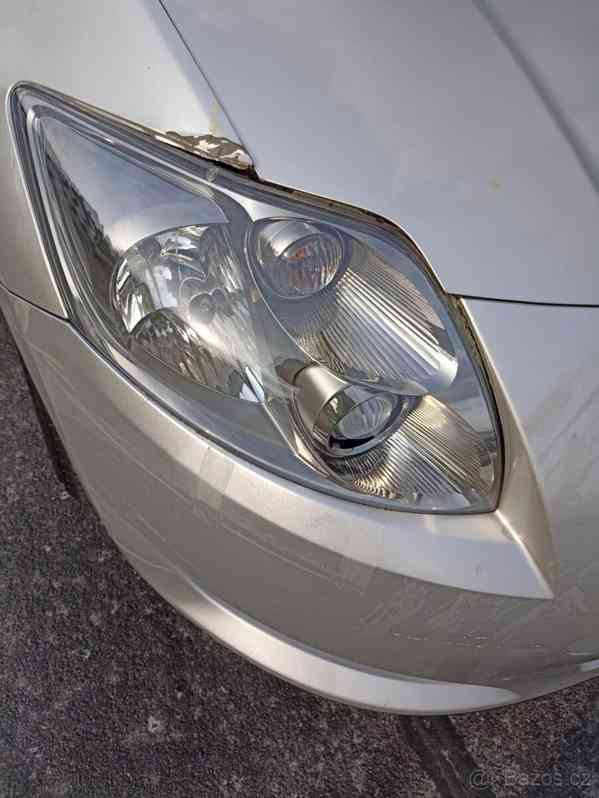 Toyota Auris 94000km. Automatická prevodovk - foto 20