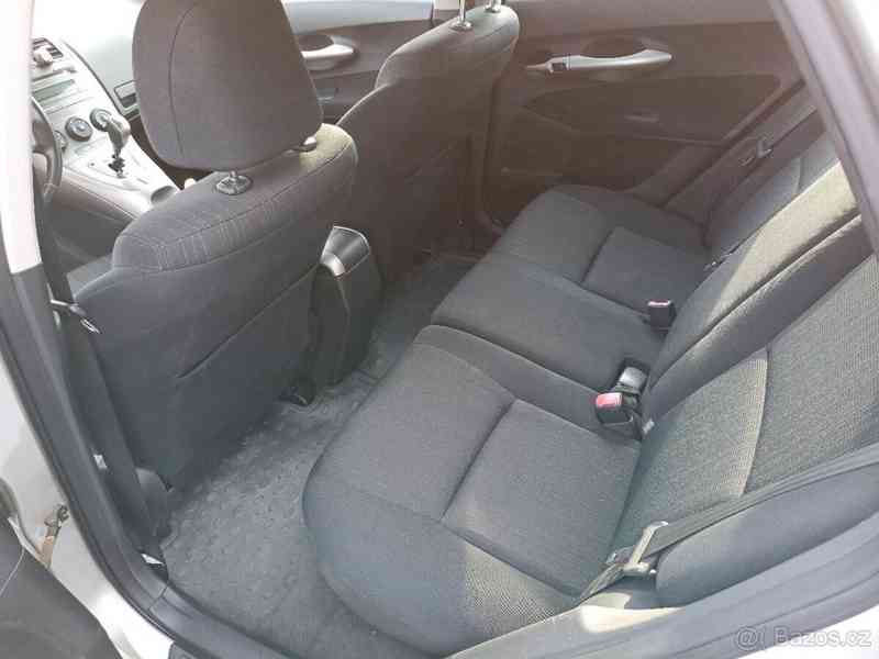 Toyota Auris 94000km. Automatická prevodovk - foto 5